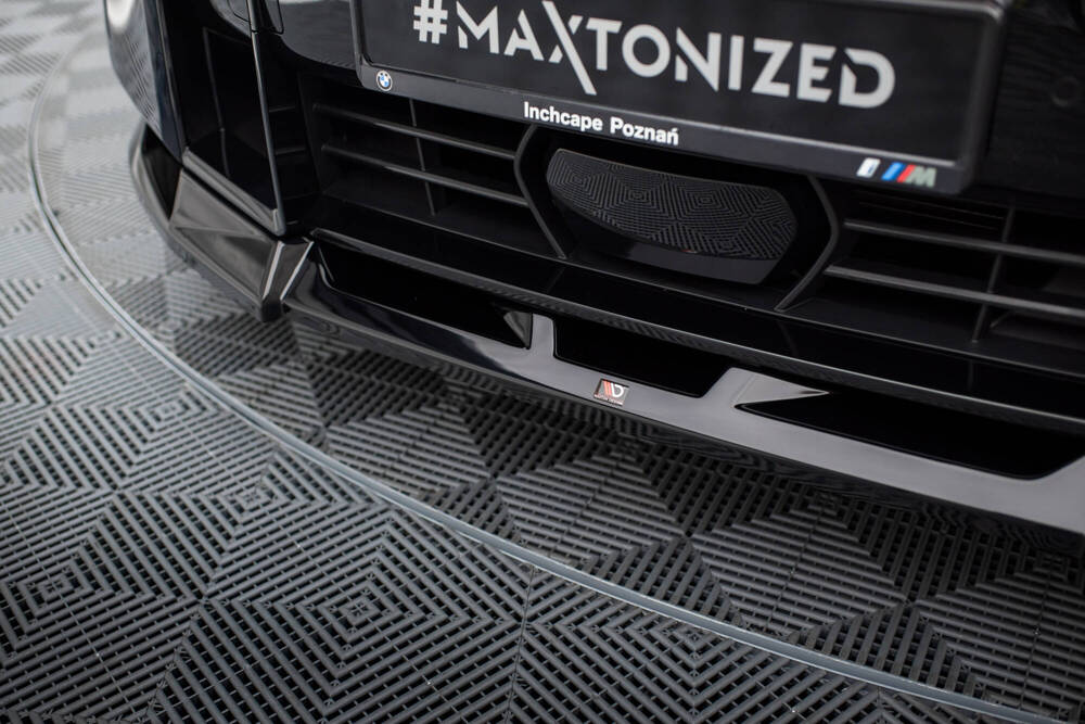Voorspoiler BMW XM G09 Maxton Glans Zwart V.2