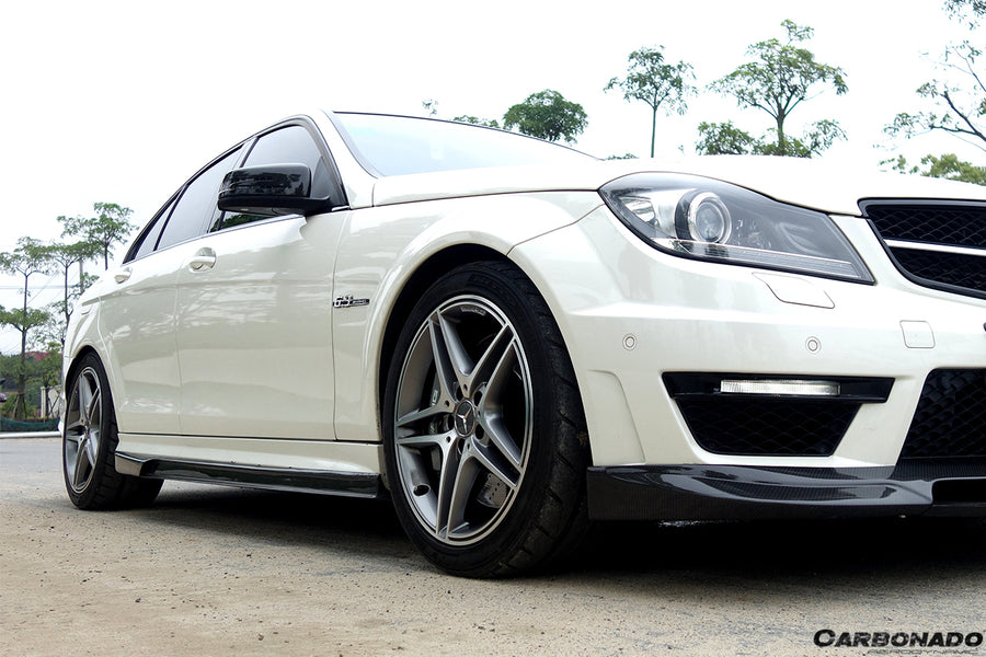 Mercedes Benz W204 C63 AMG Sedan VS Style Carbon Fiber Zijskirts 2008-2014