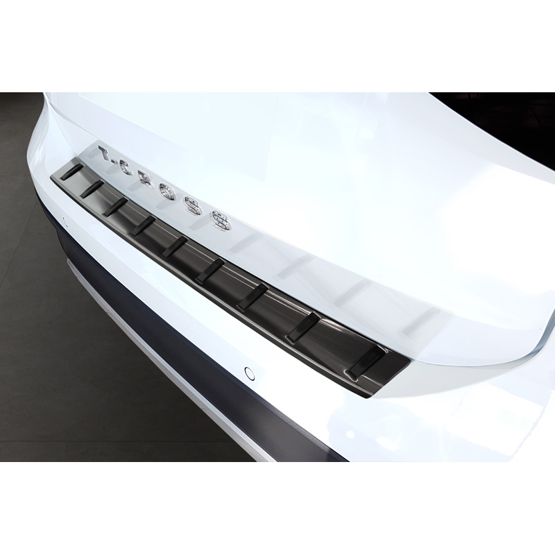 Zwart RVS Achterbumperprotector  Volkswagen T-Cross 2019-2024 & FL 2024- 'STRONG EDITION'