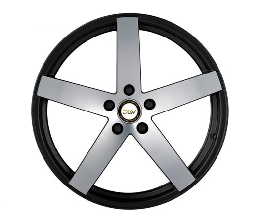 Deluxe Uros K Black Matt Polish 9,5x19 5x120 ET25 Velgen