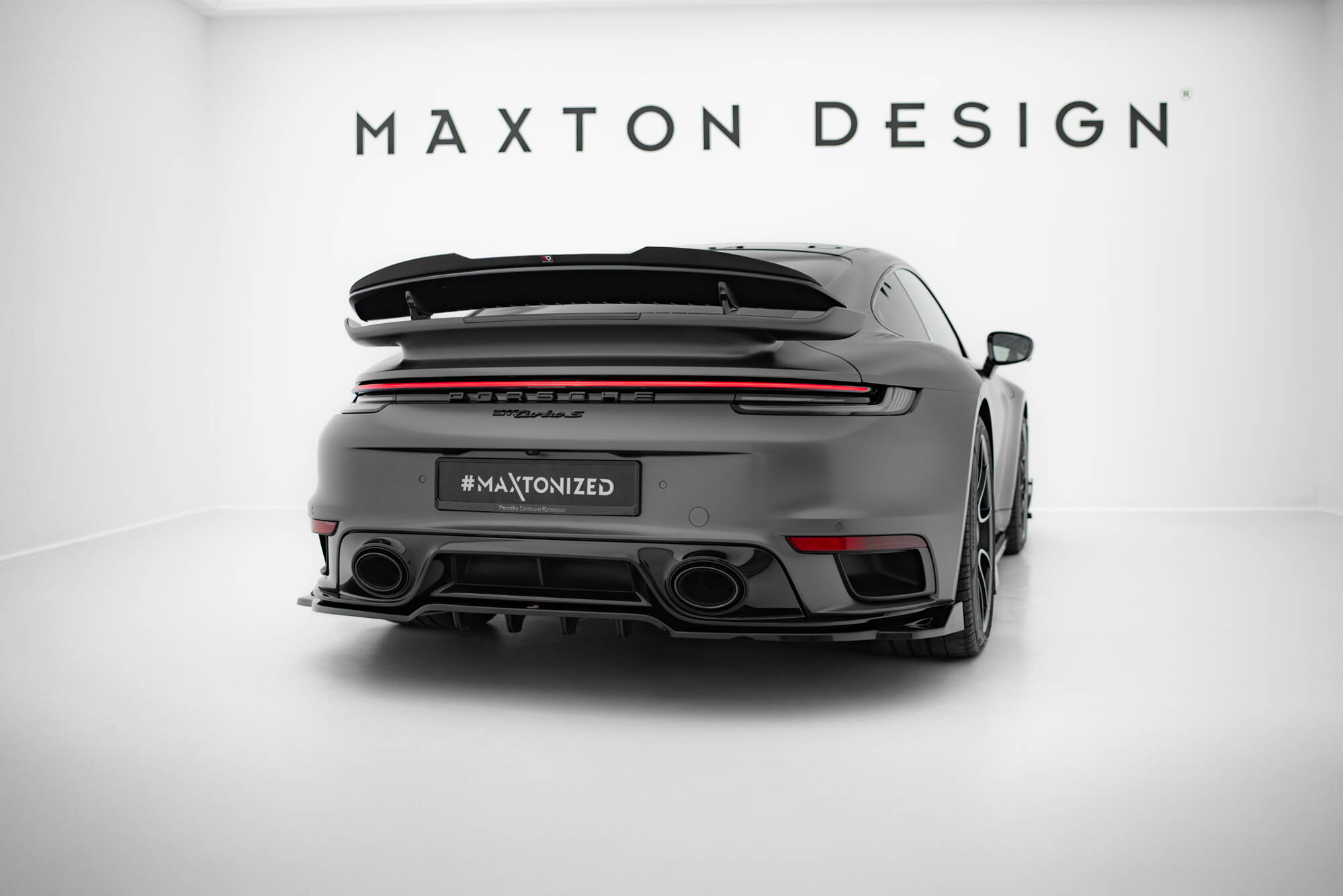 Achter Diffuser Porsche 911 Turbo S Sport Package 992 Maxton Glanzend zwart