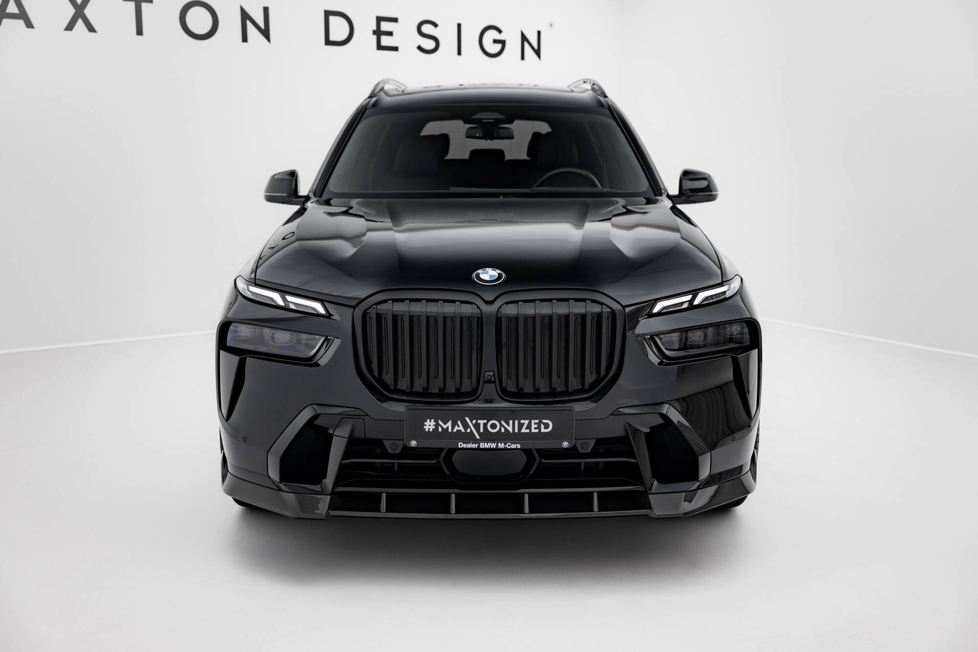 Carbon Fiber Bodykit BMW X7 M-Pack G07 Facelift Maxton Glanzend zwart