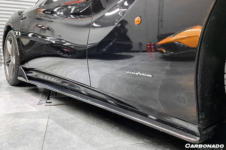 Ferrari F12 Berlinetta DC Style Carbon Fiber Zijskirts 2012-2017