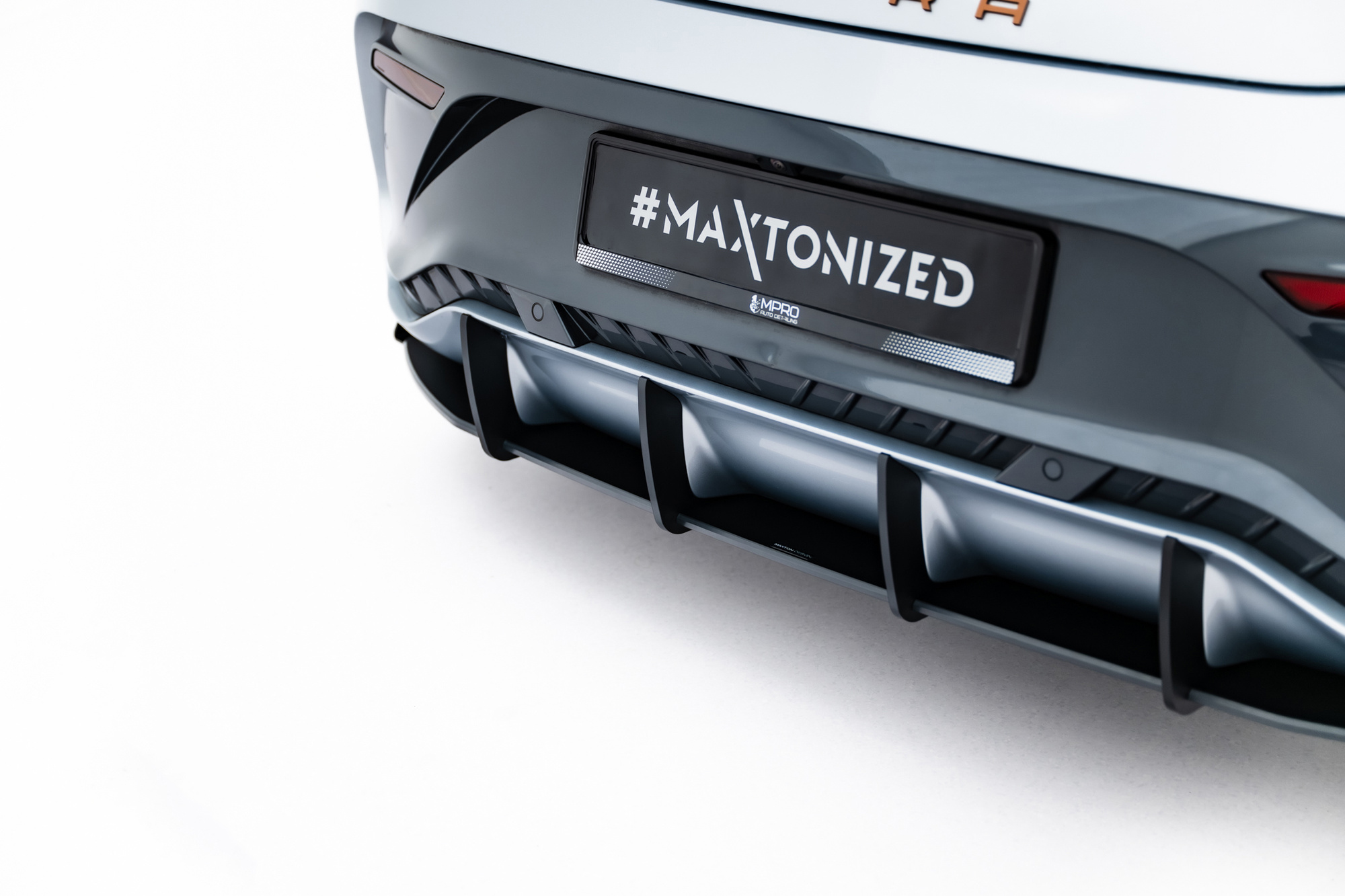 Street Pro Achterdiffuser + Flaps Cupra Born Mk1 2021 – Maxton Design