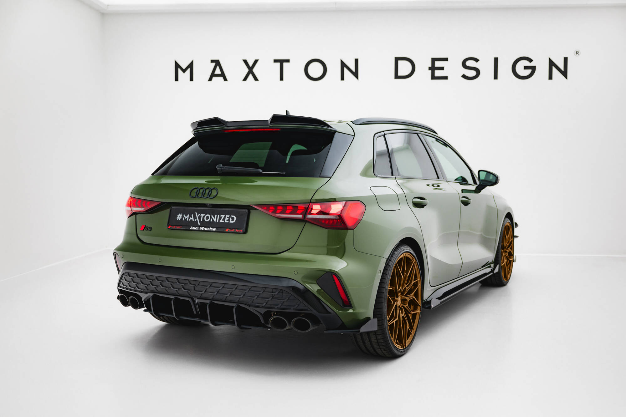 Street Pro Achter Diffuser Audi S3 / A3 S-line 8Y Facelift Maxton Glanzend zwart