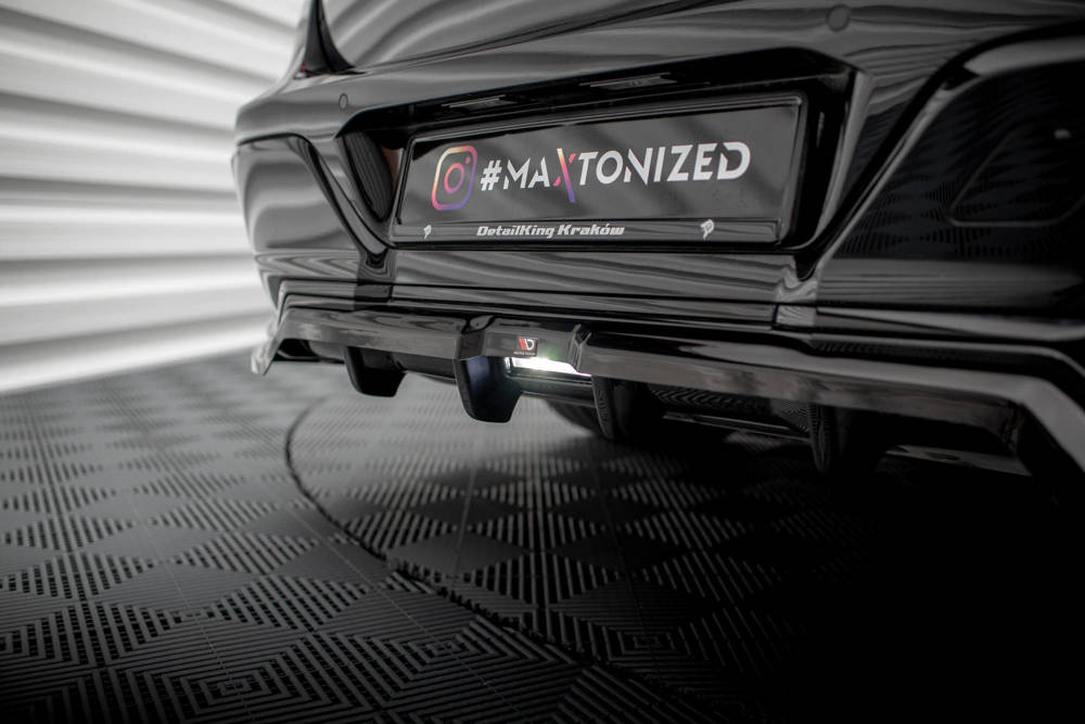 Diffuser BMW 7 Serie G70 M Pakket Maxton Glans Zwart