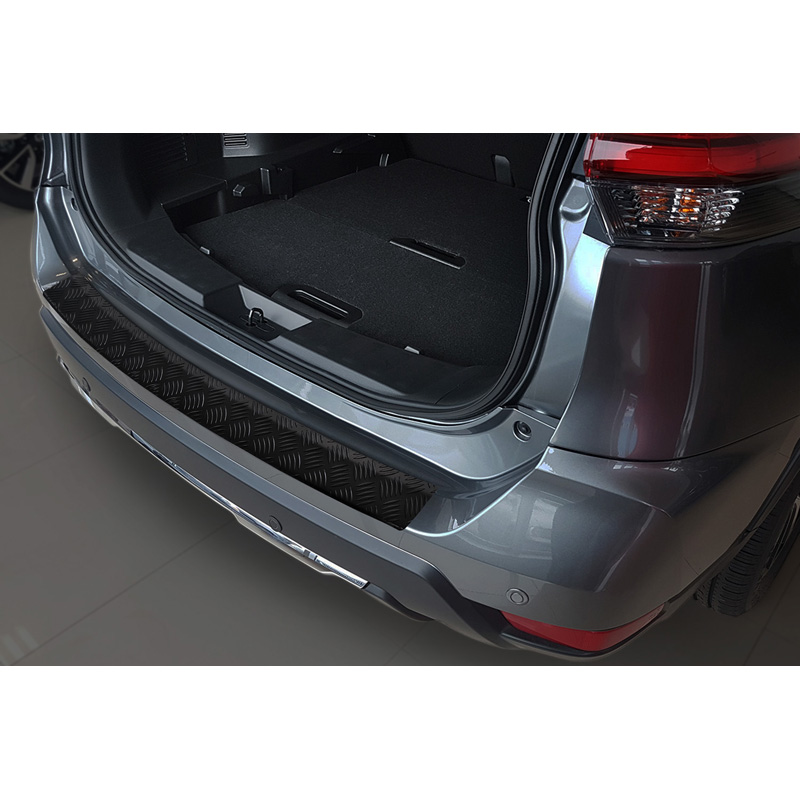 Matzwart Aluminium Achterbumperprotector  Nissan X-Trail III (T32) Facelift 2017-2021 'Riffled Plate'