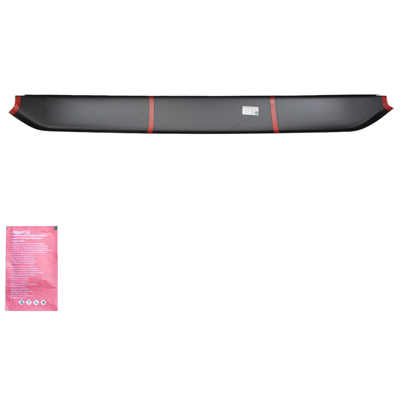 Achterklepafdeklijst  Nissan Navara NP300 (D23) 2014-2021 - Matzwart
