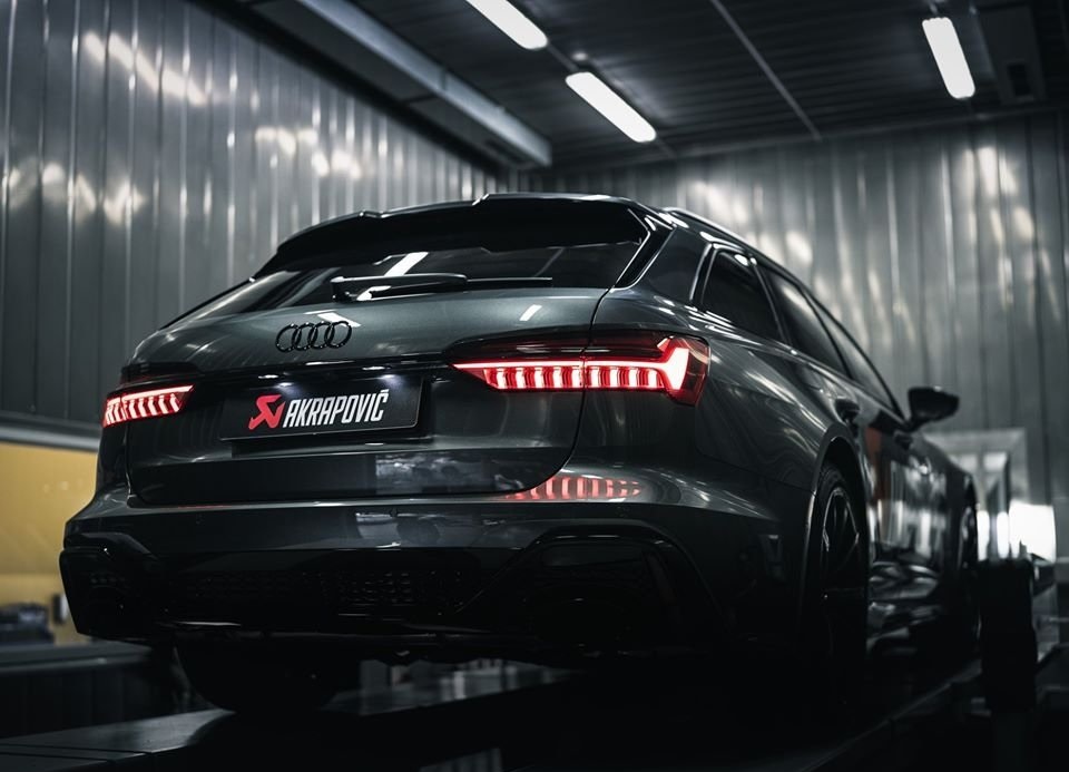 Akrapovič AUDI RS6 C8 Exhaust System Evolution Line (titanium) OPF/GPF 2020