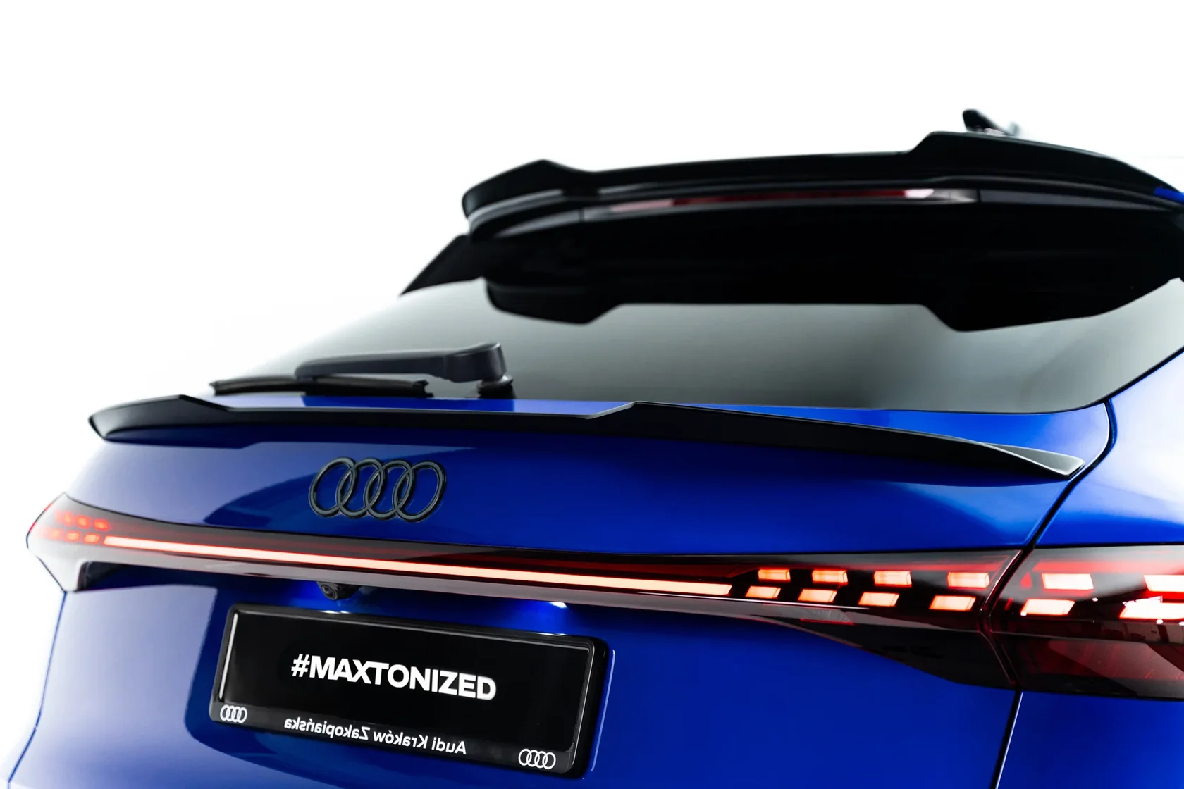 Bodykit Audi Q5 S-Line Sportback / SUV Mk3 2024 - Maxton Glans Zwart