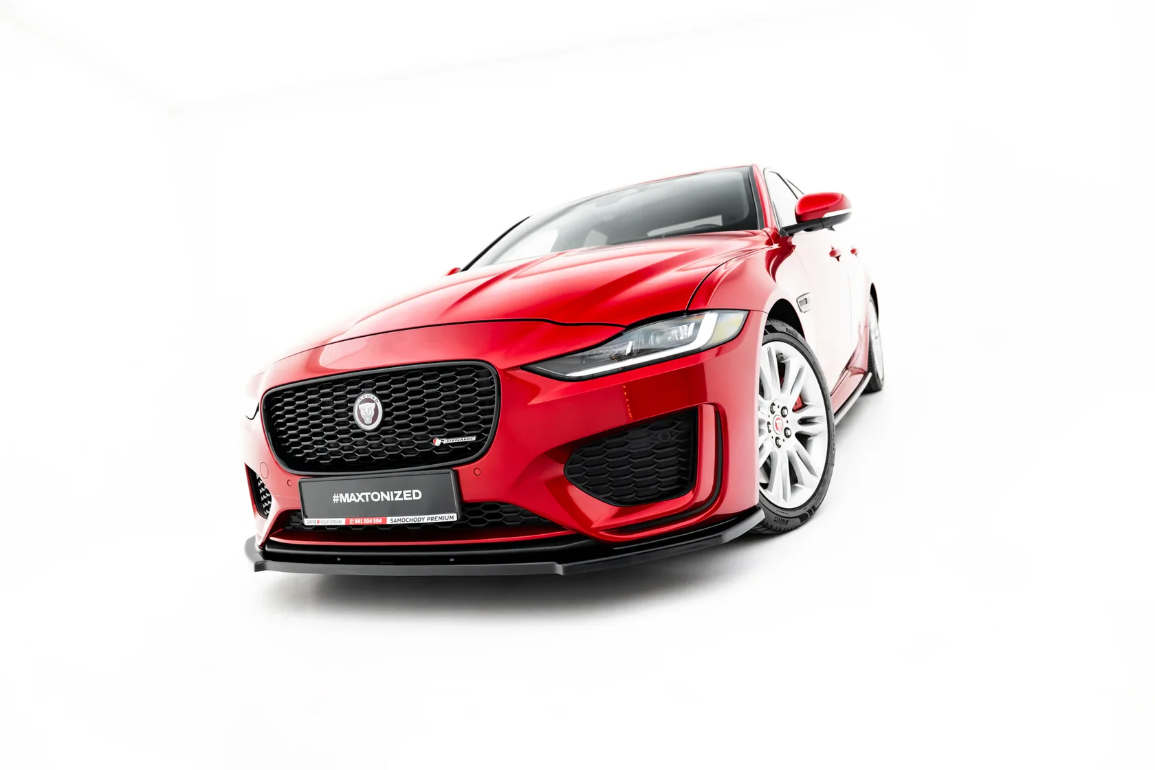 Bodykit Jaguar XE R-Dynamic X760 FL Maxton Glans Zwart