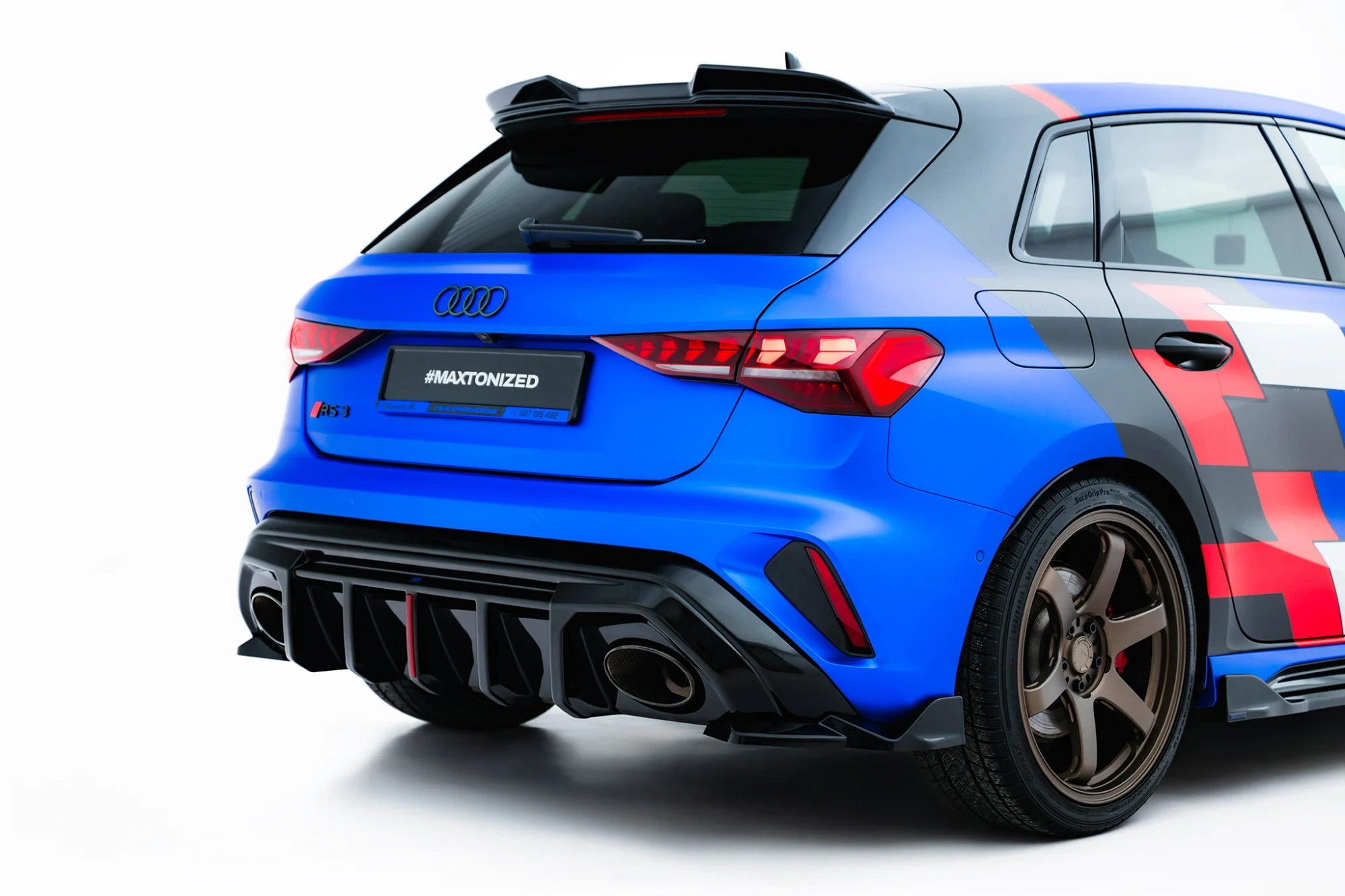 Zij-Diffuser Audi RS3 Sportback 8Y Facelift Maxton Glans Zwart V.2