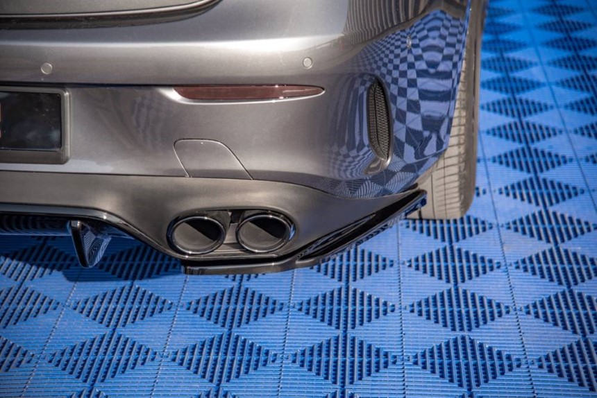 Achter zijskirts Mercedes E W213 Coupé E53 AMG Maxton Design glans zwart