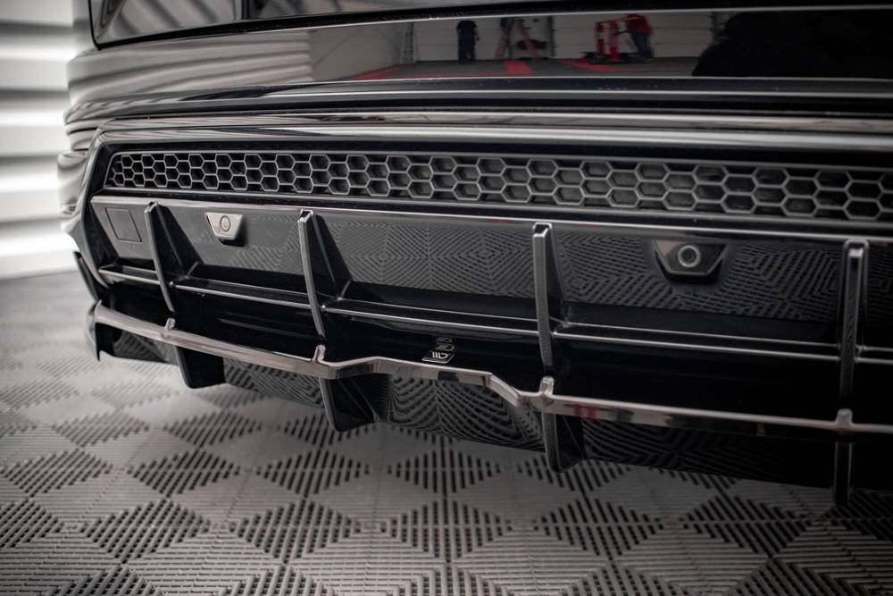 Diffuser Lamborghini Urus Maxton Glans Zwart