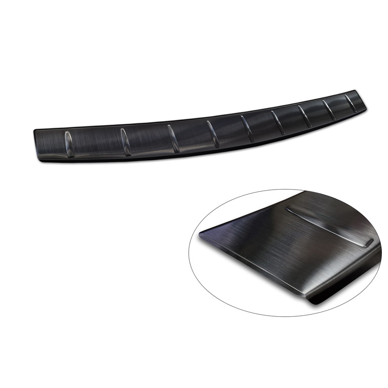 Zwart RVS Achterbumperprotector  Volkswagen Passat Variant (CJ5) 2023- 'Ribs'
