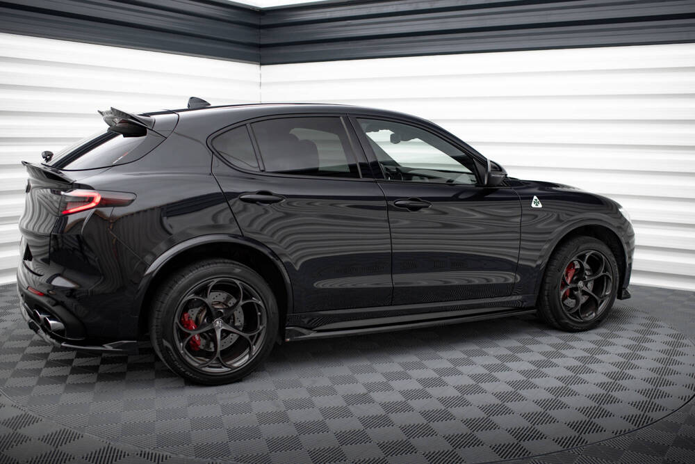 Zijskirts Alfa Romeo Stelvio Quadrifoglio Maxton Glans Zwart