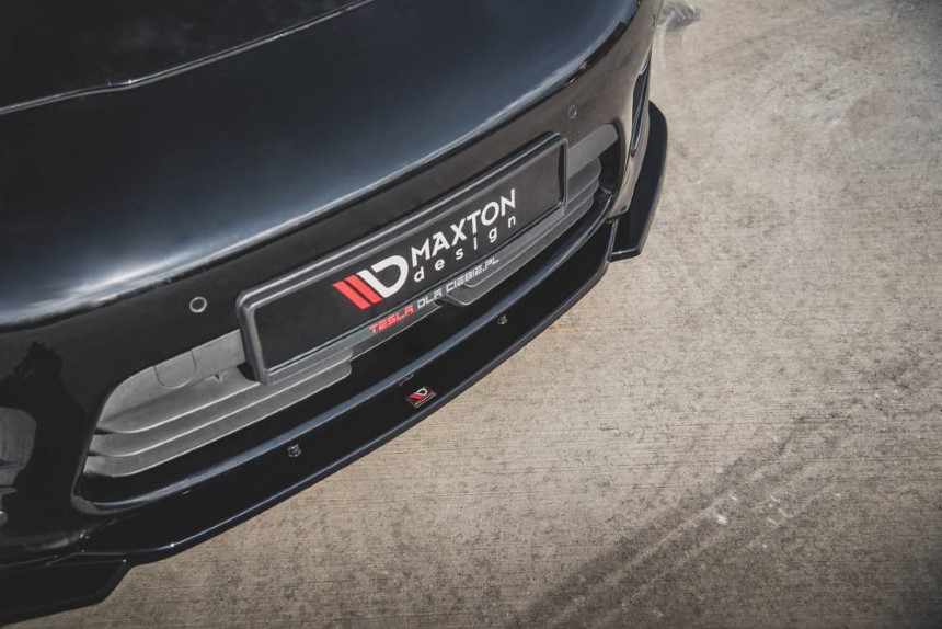 Voorspoiler Porsche Panamera Turbo 970 Maxton Design glans zwart V.2