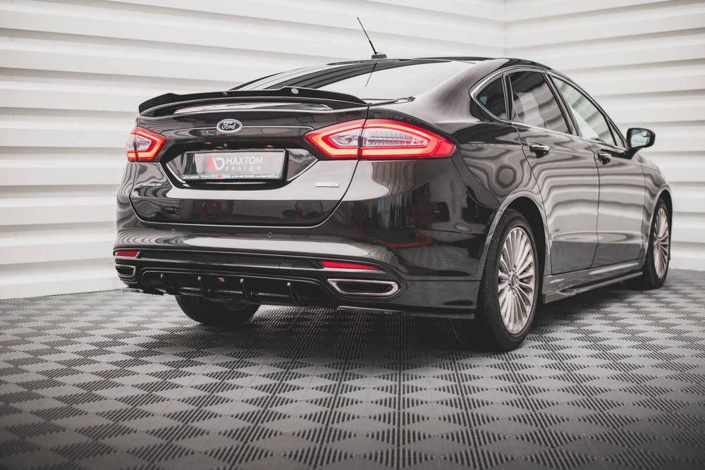 Spoiler Ford Mondeo MK5 Glans zwart