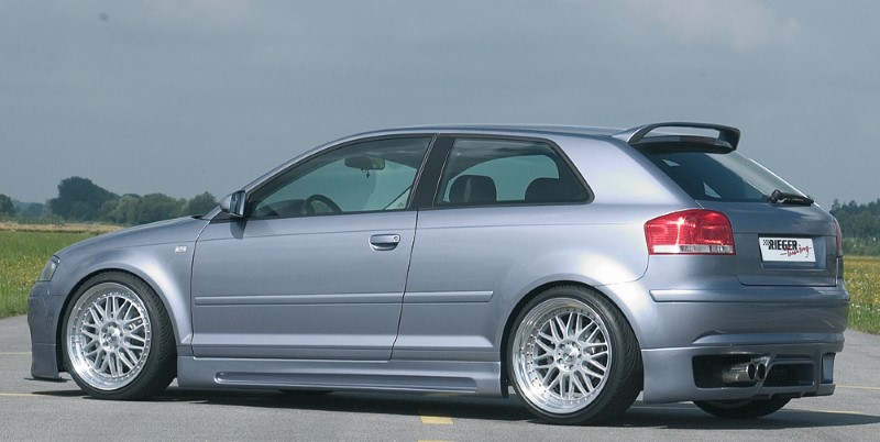 Zijskirts Audi A3 8P met schacht ABS Rieger