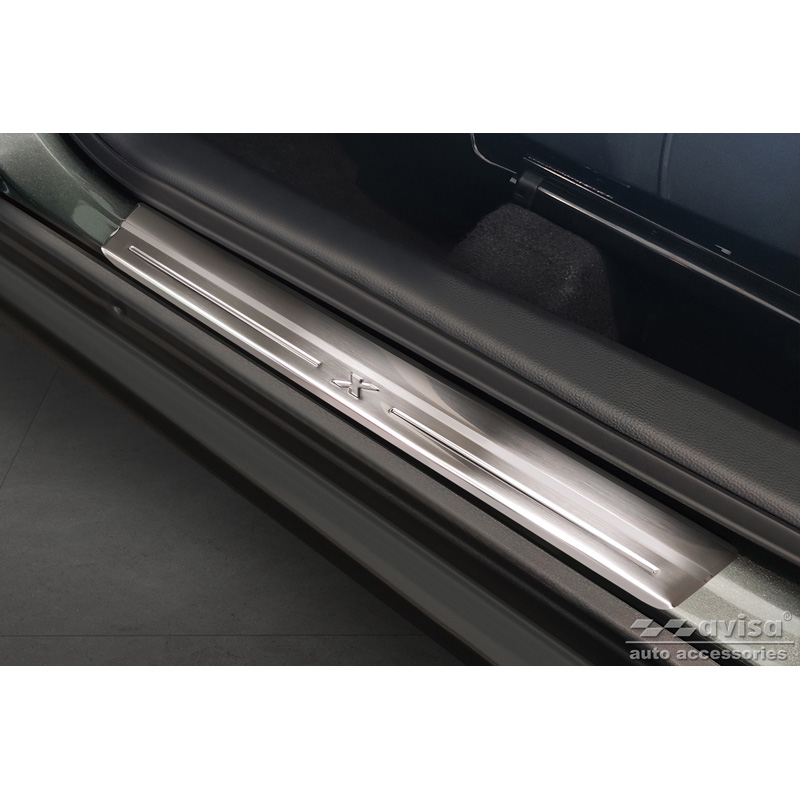 RVS Instaplijsten  Toyota Aygo X 2022- 'Lines X' - 4-delig