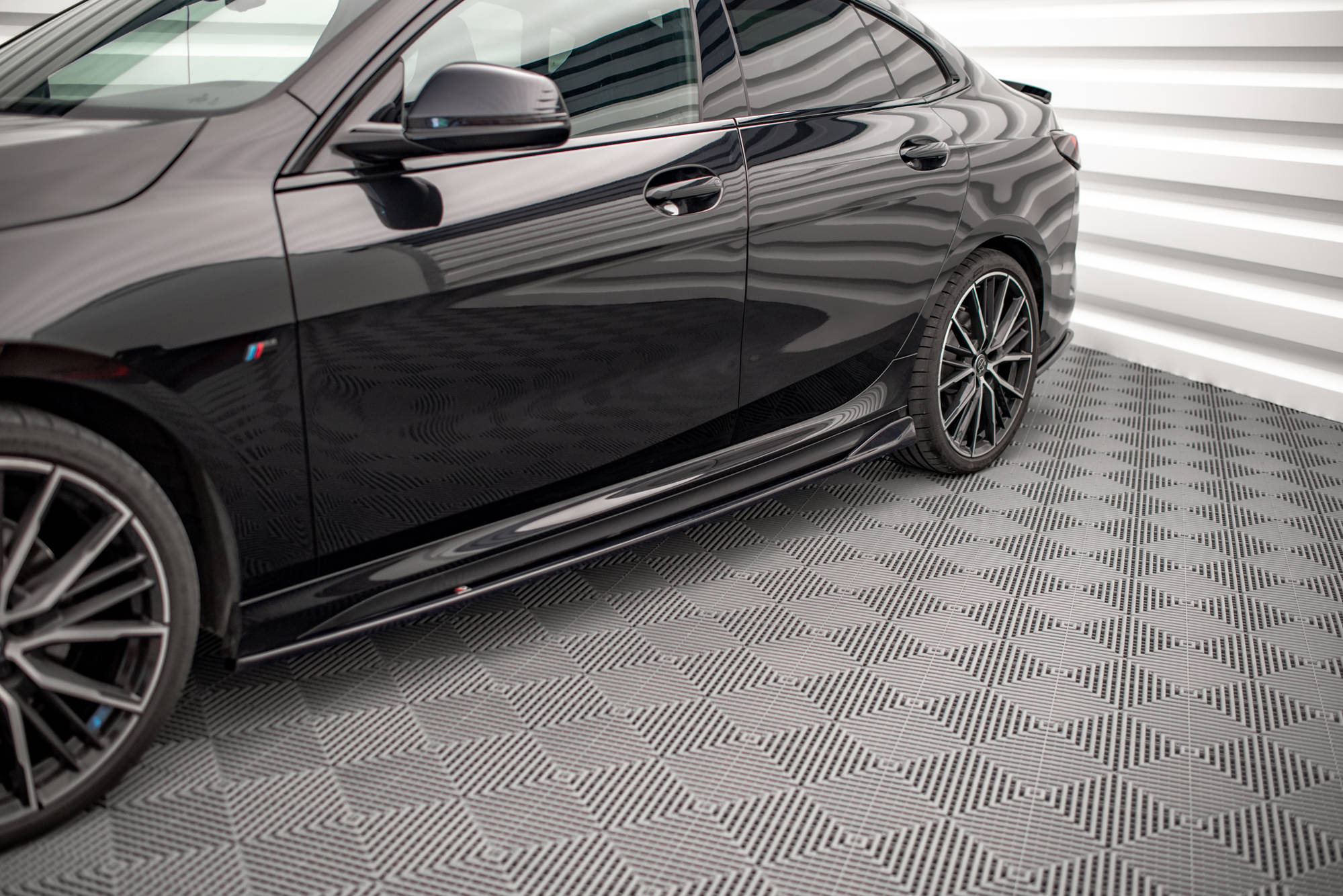Bodykit BMW 2-serie M-pack Gran Coupe F44 Maxton Glanzend zwart