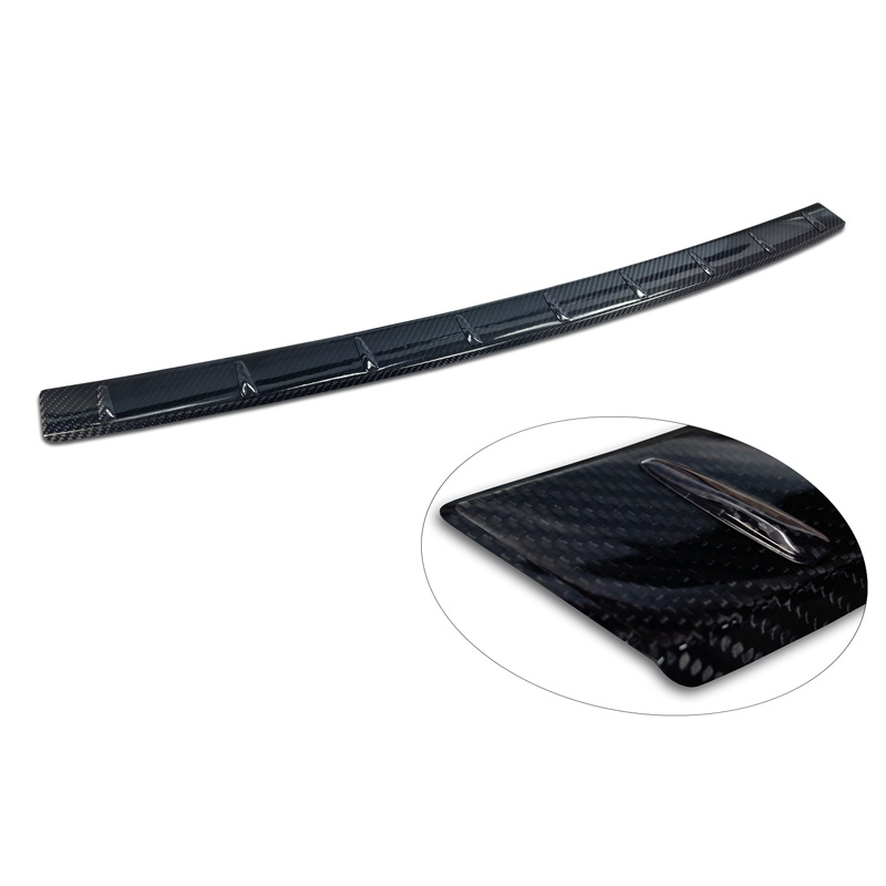 Echt 3D Carbon Achterbumperprotector  Fiat 600 Hybrid & 600e 2023- 'Ribs'