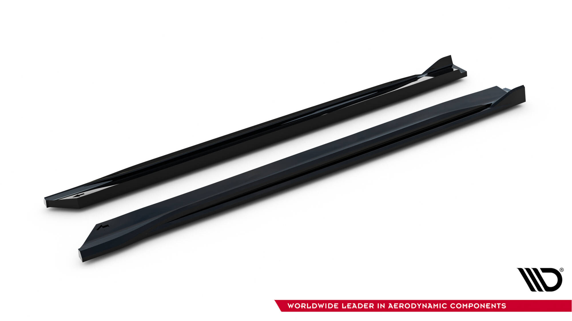 Zijskirts Ford Tourneo Courier MK2 Maxton Glanzend zwart