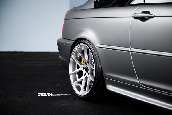 Z-Performance Seven Hyper Silver 8,5x19 5x120 ET35 Velgen