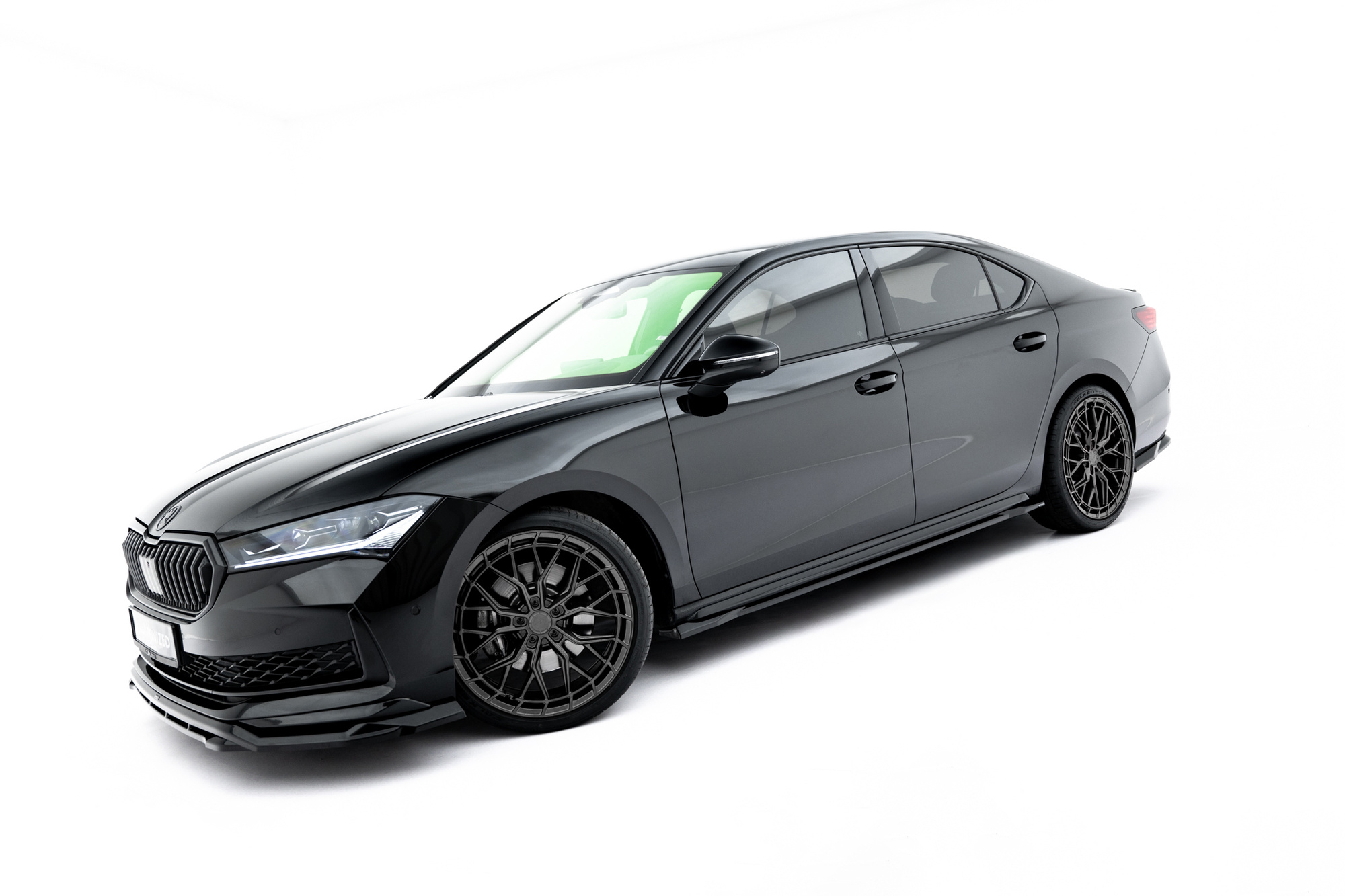Zijskirts Skoda Superb Sportline Mk4 V.1 – Skoda Superb Sportline 2024