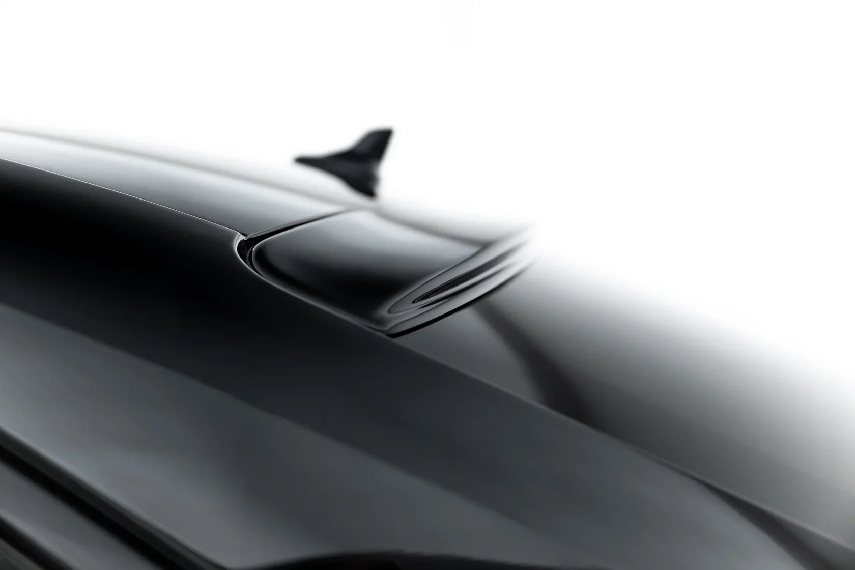 Hoge spoiler Audi A3 Sedan 8Y Facelift Maxton Glanzend zwart