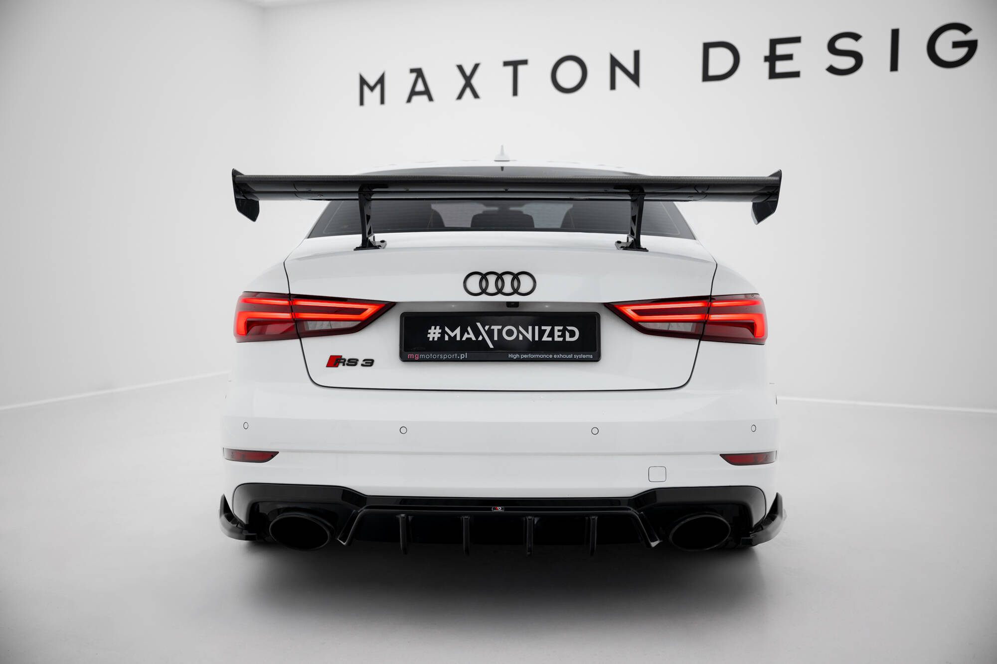 Carbon Spoiler Audi A3 / A3 S-Line / S3 / RS3 Sedan 8Y / 8Y Facelift Maxton Glanzend zwart