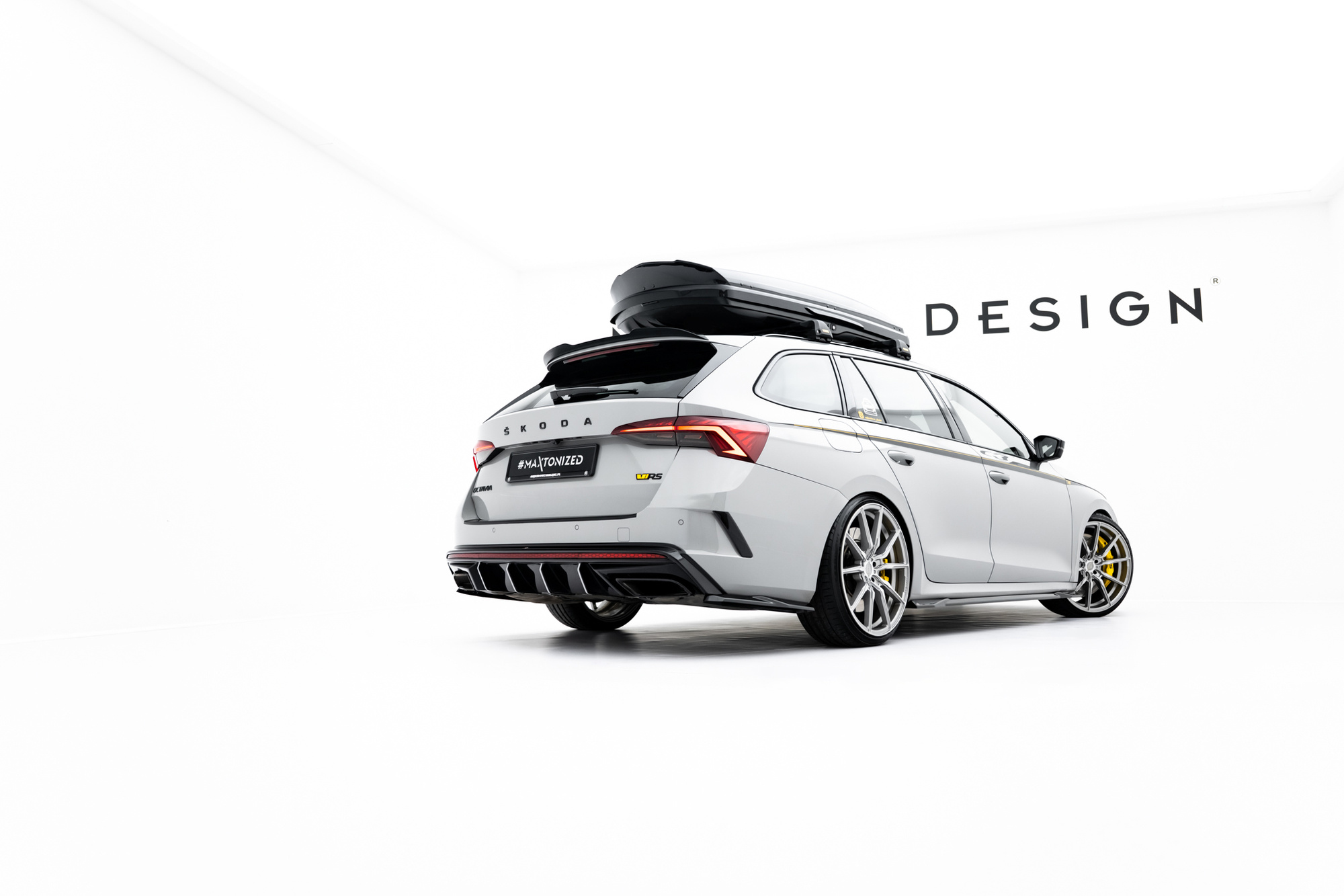 Bodykit V.2 Skoda Octavia RS Combi MK4 Maxton