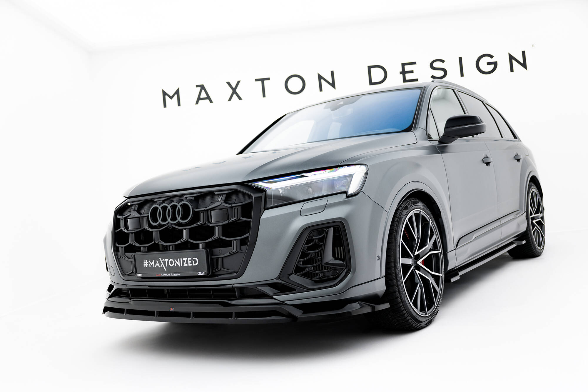 Voorspoiler Audi Q7 S-Line MK2 Facelift 2 Maxton Glanzend zwart