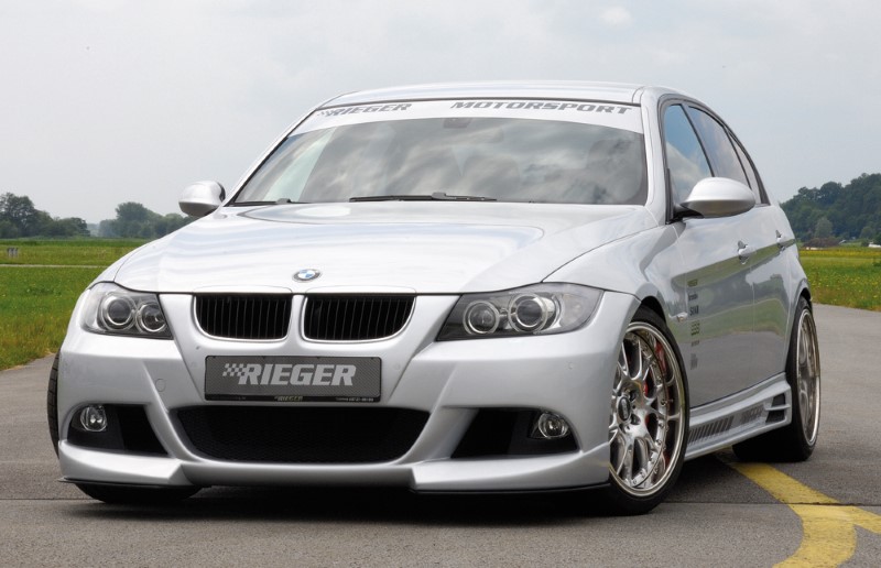 Voorbumper BMW E90 met ABE met uitsparing voor pdc Rieger