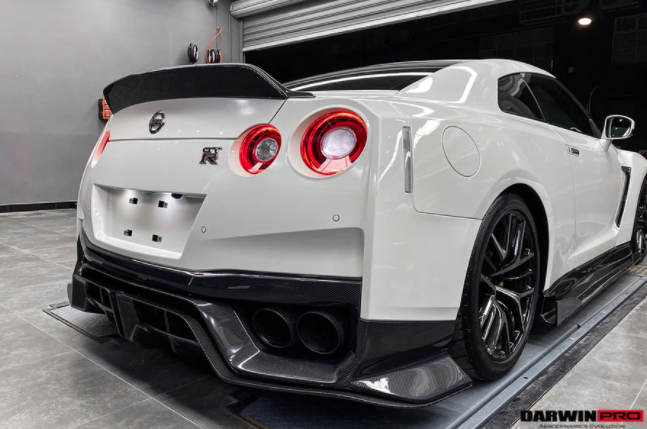 Nissan GTR R35 EBA BKSS Style Carbon Fiber Full Body Kit 2017-2020