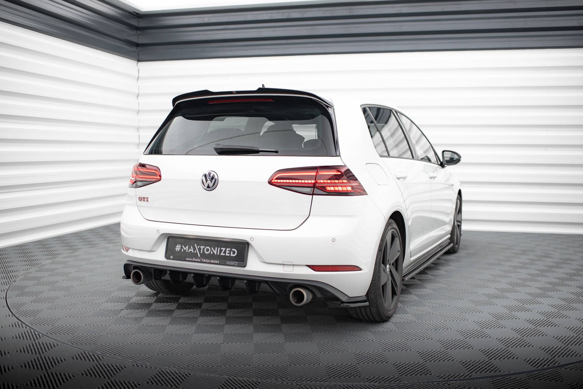 Bodykit Volkswagen Golf GTI Mk7 Facelift (2016–2020)