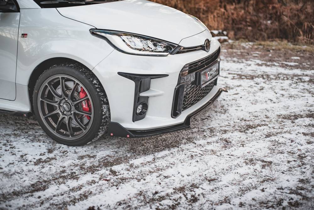 Voorspoiler met Canards V.3 Toyota GR Yaris MK4 Maxton Glans Zwart