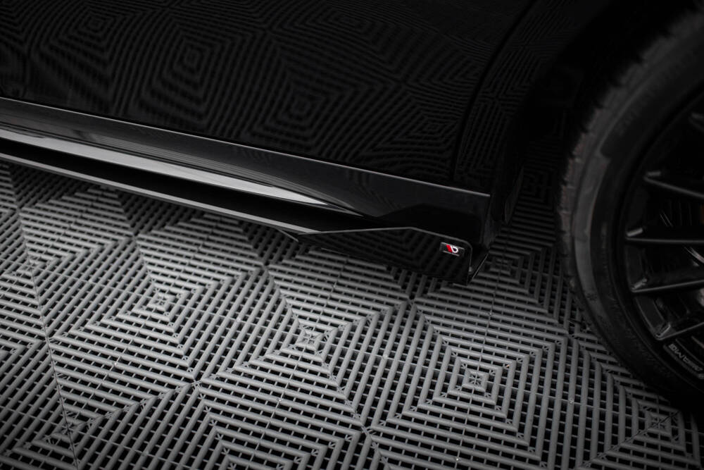 Zijskirts met Canards Mercedes A Klasse AMG Pakket / A35 AMG Maxton Street Pro
