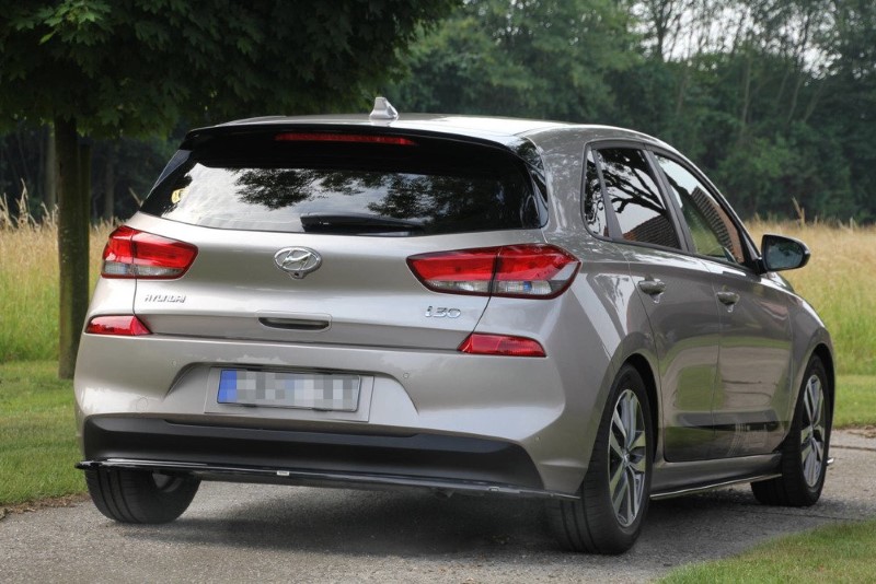 Centrale Achterspoiler Hyundai i30 MK3 Hatchback (Zonder verticale Bars) Glanzend Zwart