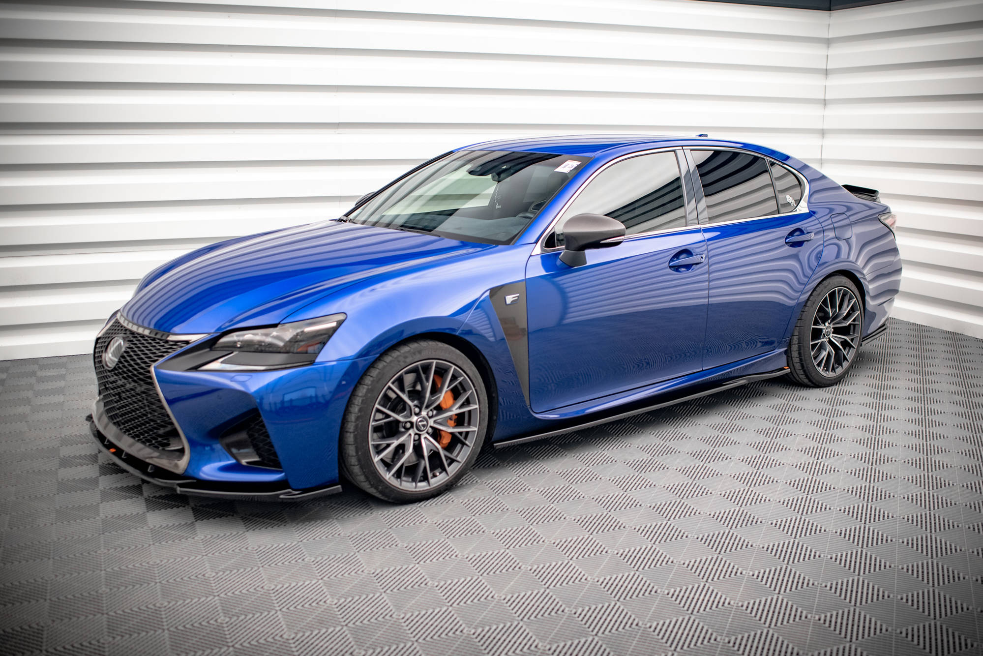Bodykit Lexus GS F MK4 Facelift Maxton Glanzend zwart