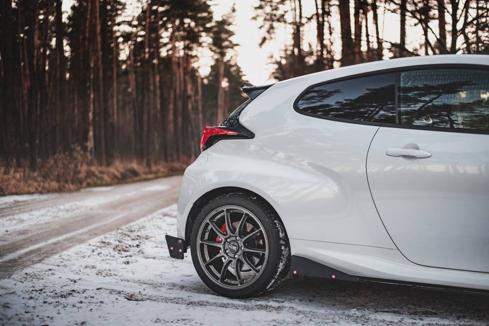 Street Pro Zijdiffusers met Canards Toyota GR Yaris MK4 Maxton
