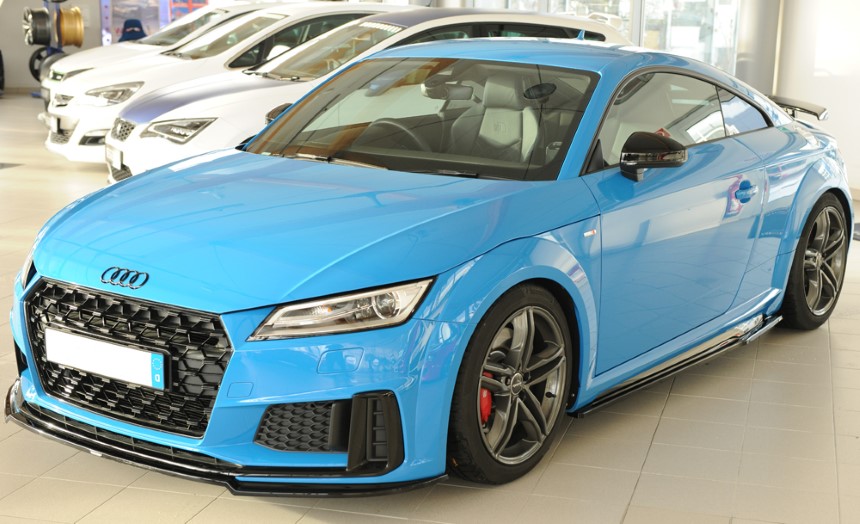 Zijskirts Audi TT  8S S-line/TTS/TT-RS (19mm hoog) Rieger glans zwart