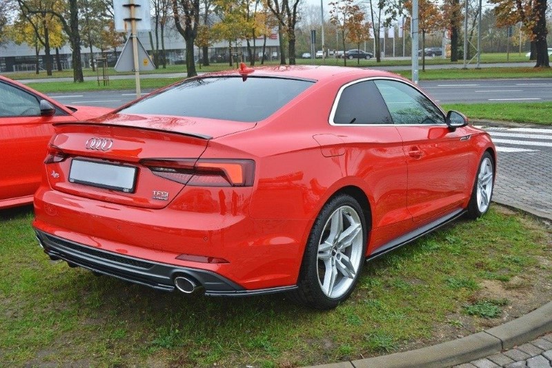 Cenrale Achterspoiler Audi A5 S-Line F5 Coupe / Sportback (met verticale bars) Glanzend Zwart