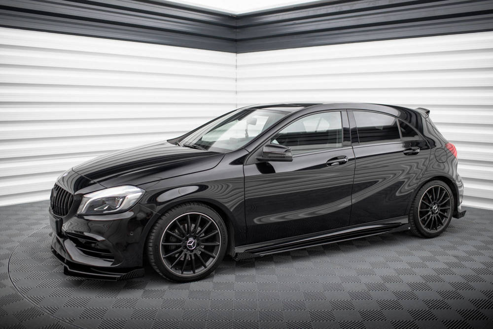 Zijskirts met Canards Street Pro Mercedes A Klasse AMG Line / A45 AMG W176 Maxton