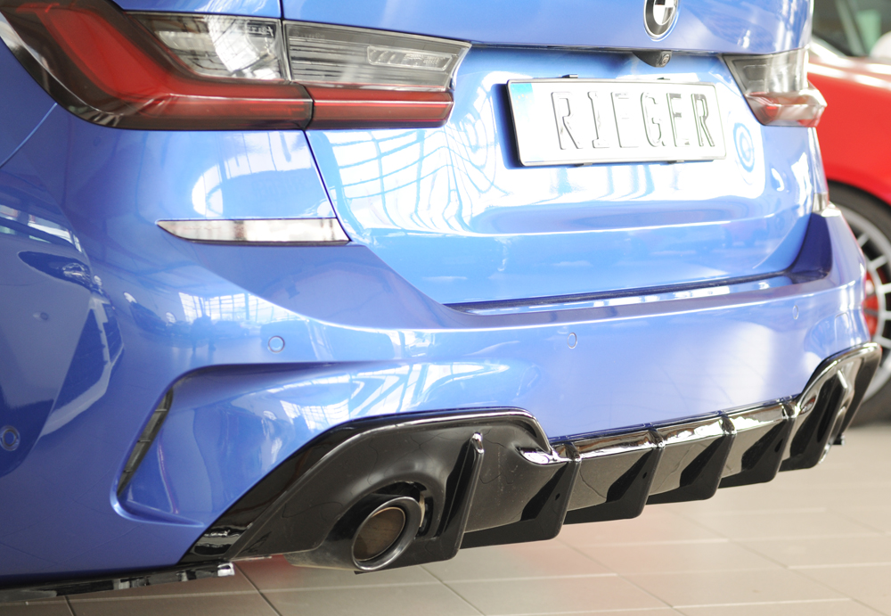 Diffuser BMW 3 Serie G20 Rieger Glans Zwart met Trekhaak