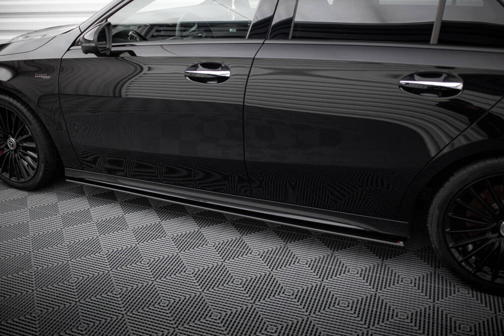 Zijskirts Mercedes A Klasse AMG Pakket / A35 AMG Maxton Street Pro
