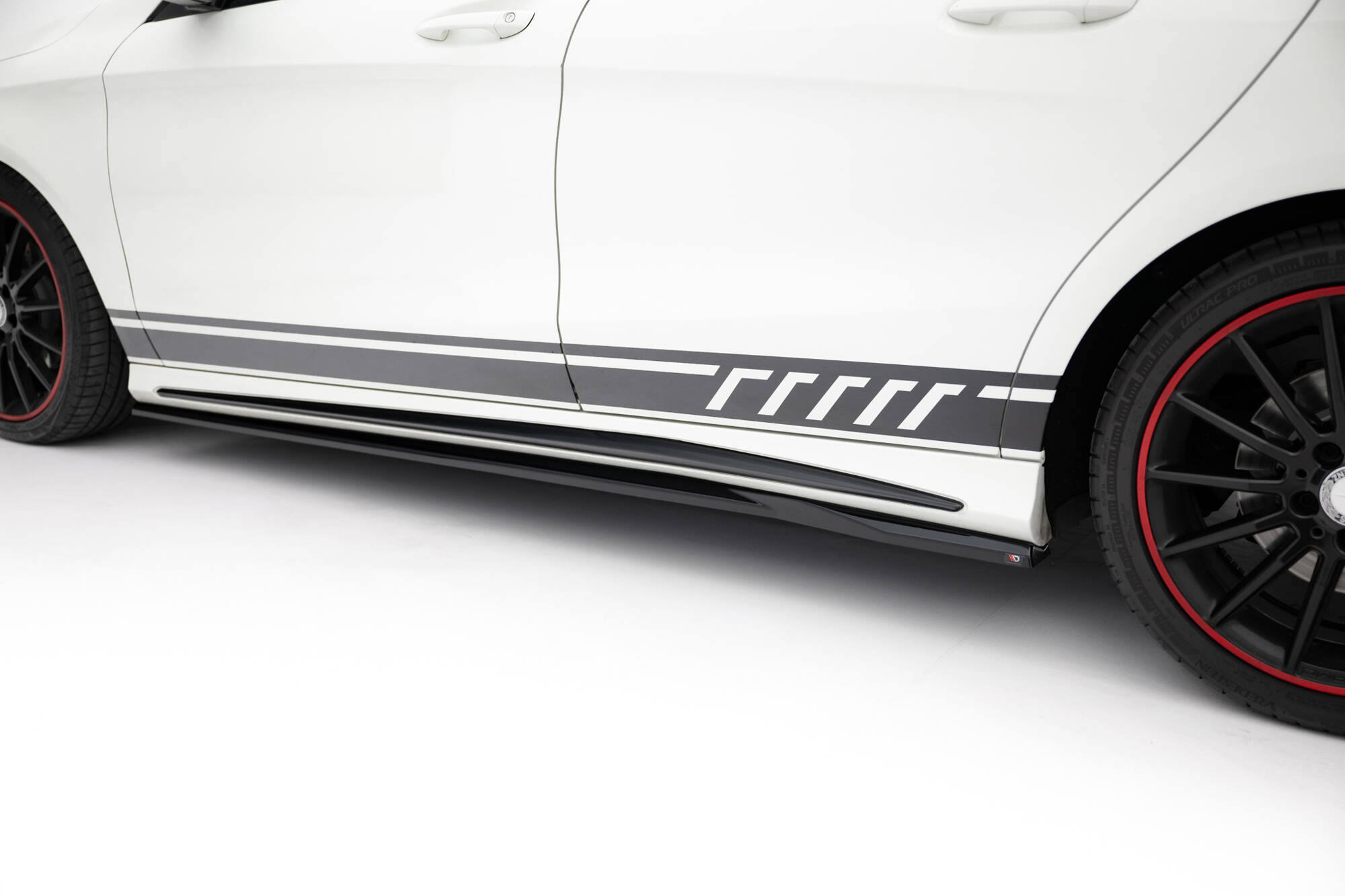 Bodykit – Mercedes-Benz CLA Shooting Brake AMG-Line X117 (2013–2017)