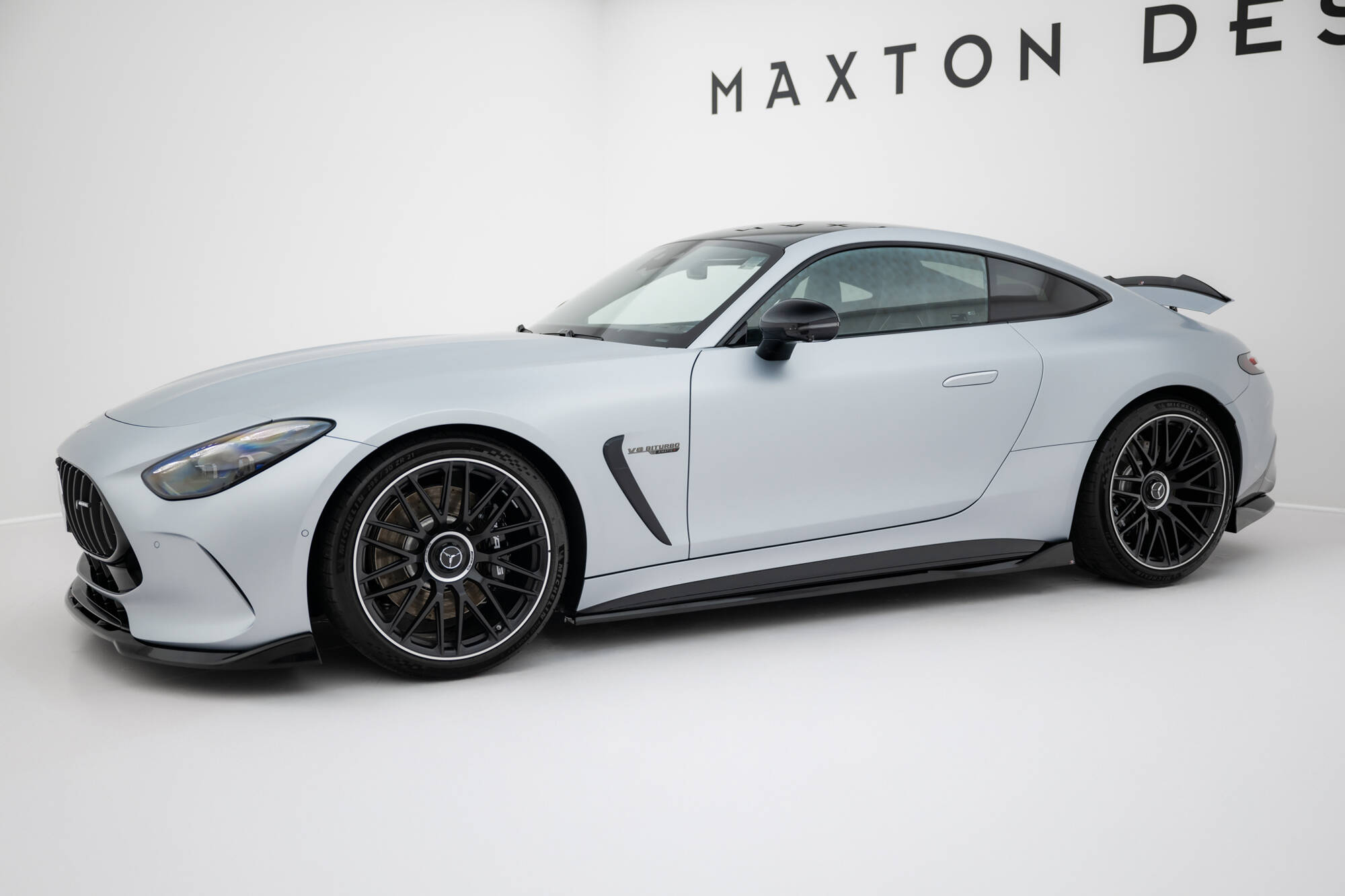 Zijskirts V.2 Mercedes-AMG GT 63 C192 Maxton Glanzend zwart