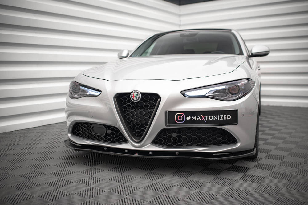 Voorspoiler V.1 Alfa Romeo Giulia Sport Maxton Glans Zwart
