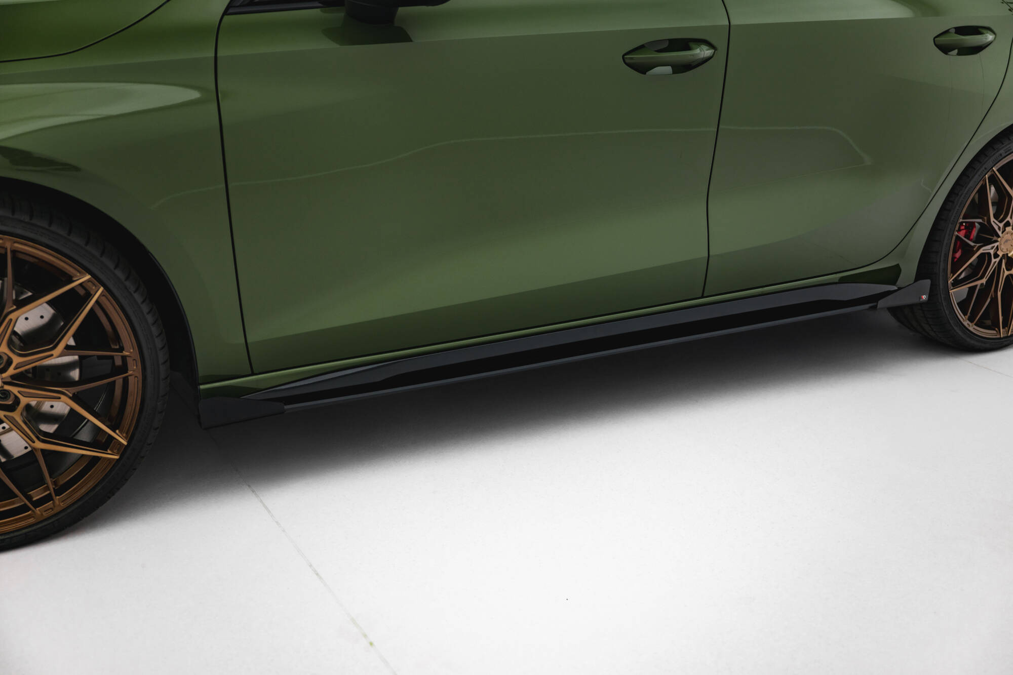 Street Pro Zijskirts + Flaps Audi S3 / A3 S-line 8Y Facelift Maxton Glanzend zwart